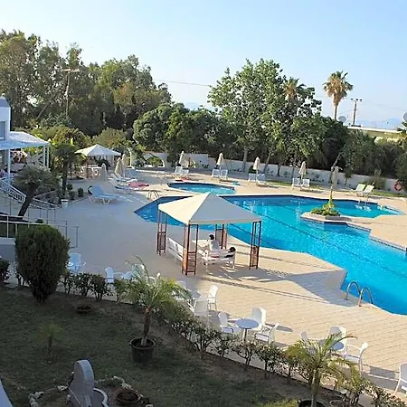 Happy Days Hotel