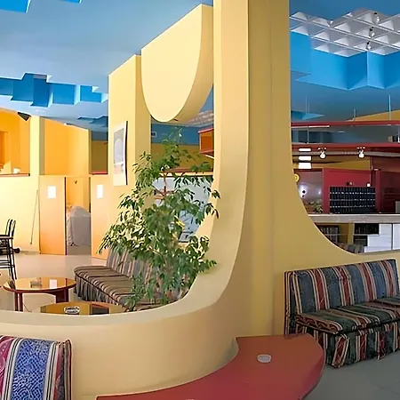 Happy Days Hotel 3*