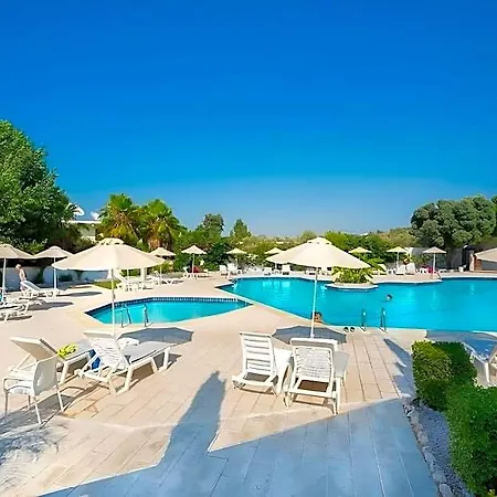 Hotel Happy Days Kremastí